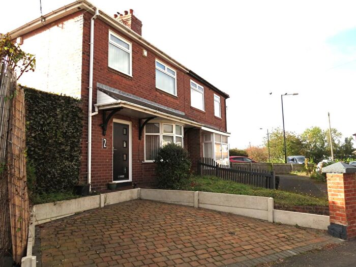 3 Bedroom Semi-detached House For Sale In Rogerson Terrace, Newcastle Upon Tyne, NE5