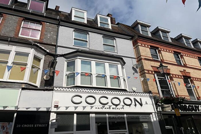 2 Bedroom Flat To Rent In Cross Street, Reading, RG1