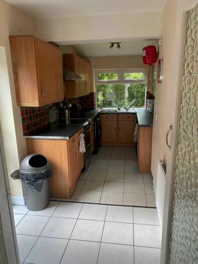 3 Bedroom Semi-Detached House To Rent In Heyscroft Road, Withington, Manchester M20