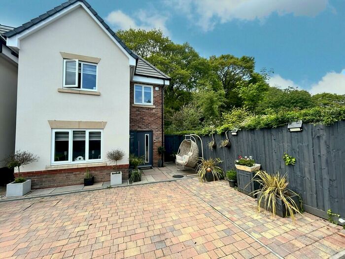 4 Bedroom Detached House For Sale In Tilehouse Green Lane, Knowle, B93