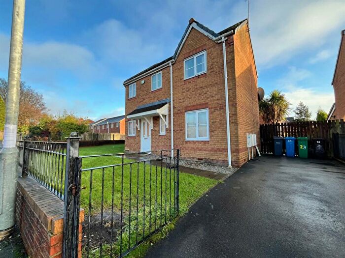 3 Bedroom Semi-Detached House To Rent In Everside Drive, Manchester, M8