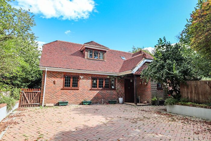 3 Bedroom Detached House For Sale In London Road, Battle, TN33