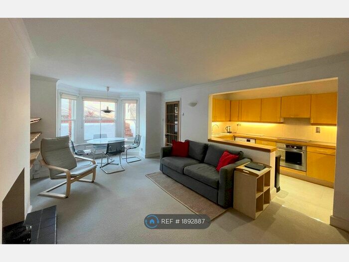 1 Bedroom Flat To Rent In Leathwaite Road, London, SW11