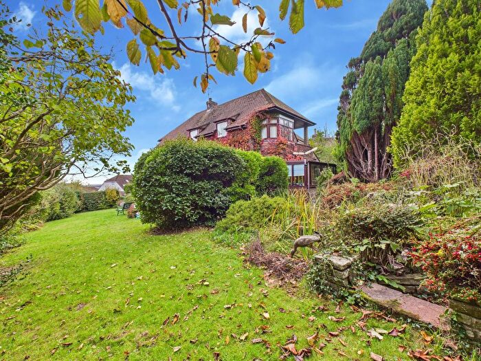 3 Bedroom Detached House For Sale In Ring Road, Lancing, BN15