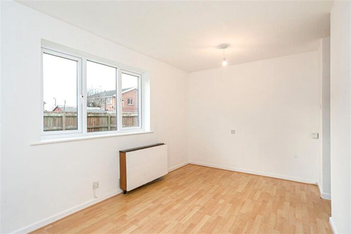 Studio To Rent In Telford Way, Chester, CH4