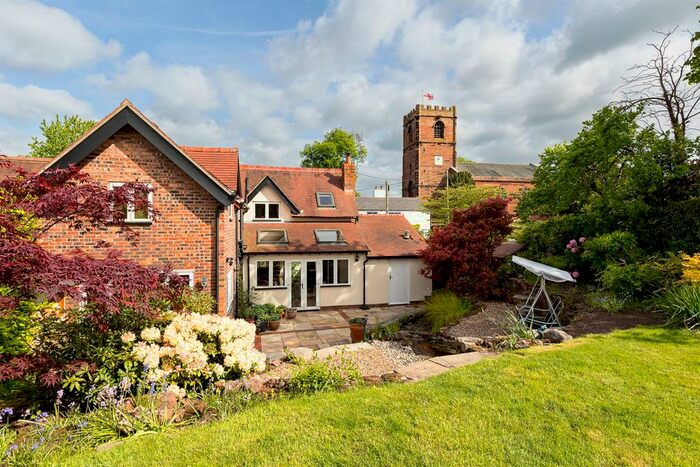 4 Bedroom Semi-Detached House For Sale In Vicarage Lane, Little Budworth, Tarporley, CW6