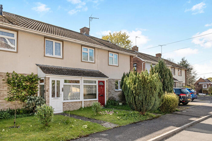 3 Bedroom Semi Detached House For Sale In Moonrakers, Devizes, SN10