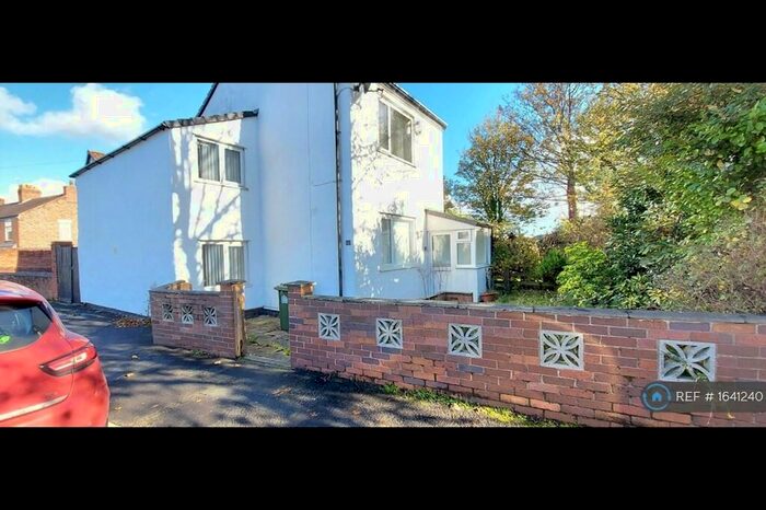 3 Bedroom Detached House To Rent In Longton Lane, Rainhill, Prescot, L35