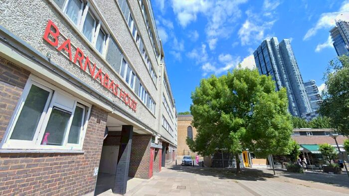 4 Bedroom Flat To Rent In Barnabas House, Central Street, EC1V