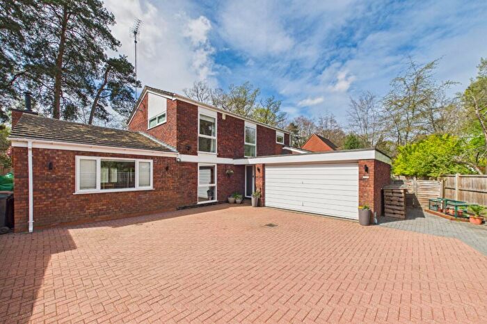 5 Bedroom Detached House For Sale In Salamanca, Crowthorne, Berkshire, RG45