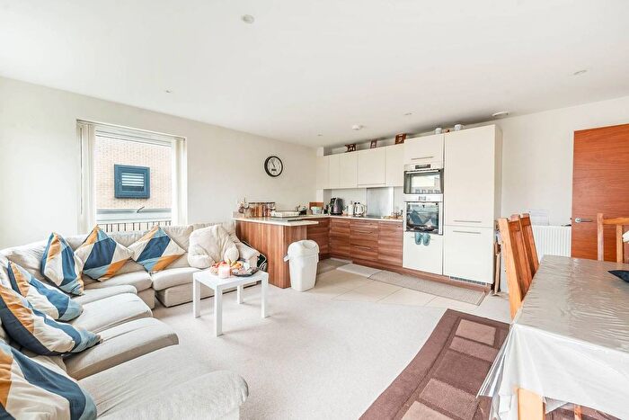 3 Bedroom Flat For Sale In Stanmore Place, Stanmore, HA7