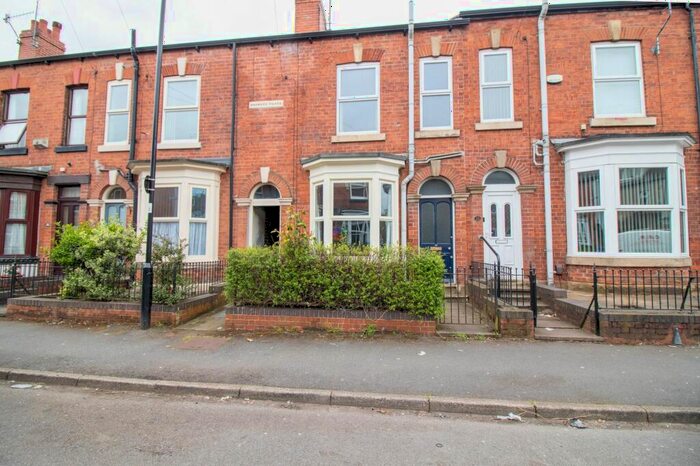 3 Bedroom Terraced House To Rent In Kearsley Road, Sheffield, S2