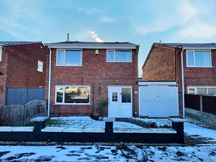 3 Bedroom Detached House For Sale In Bicester Avenue, Stenson Fields, Derby, DE24