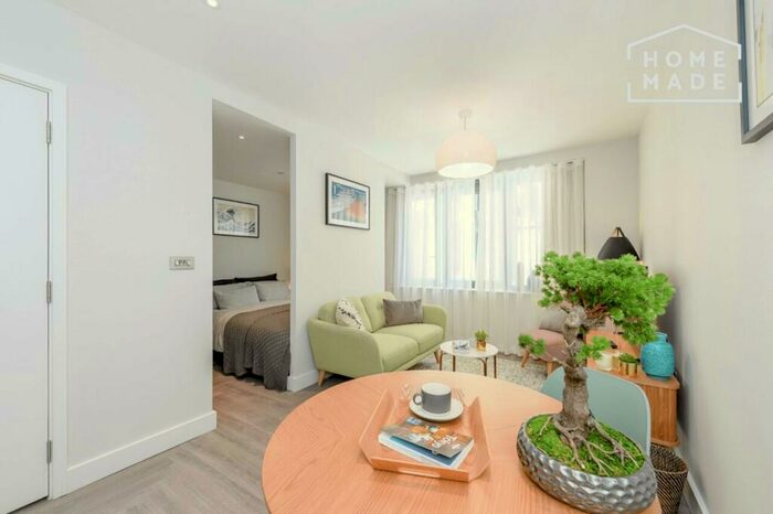 Apartment To Rent In Alameda, Wembley Park, HA9