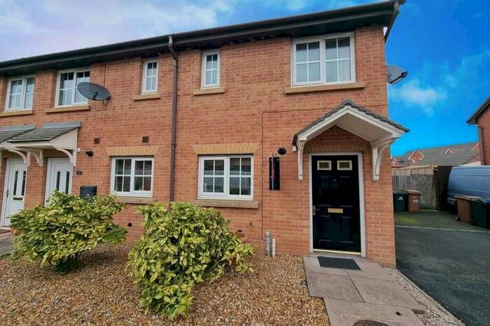 2 Bedroom Property To Rent In Steeple Way, Stoke-on-trent, ST4