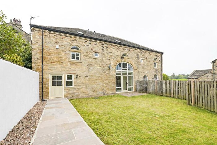 5 Bedroom Barn Conversion For Sale In Pear Tree Close, Lightcliffe, Halifax, HX3