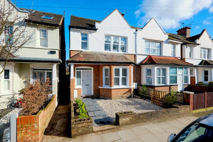 3 Bedroom Semi-Detached House To Rent In Graemesdyke Avenue, London, SW14