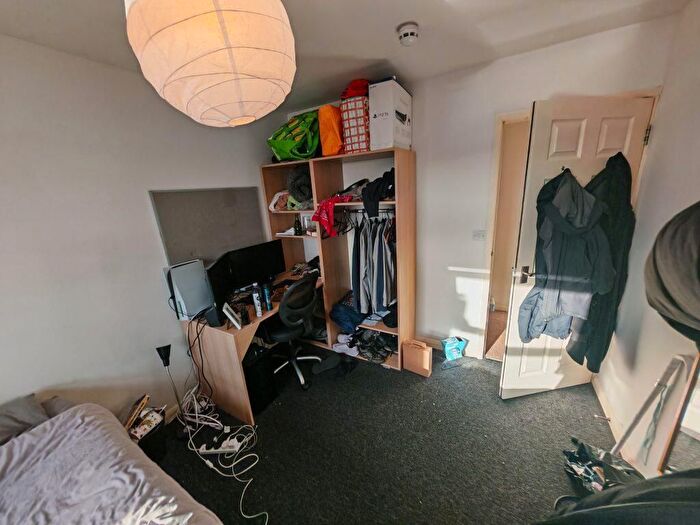 6 Bedroom Flat To Rent In Tramshed Gloucester Road, Bristol, BS7