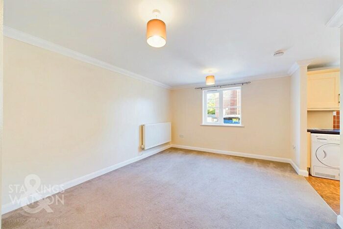 2 Bedroom Apartment To Rent In Norwich Road, Hethersett, Norwich, NR9