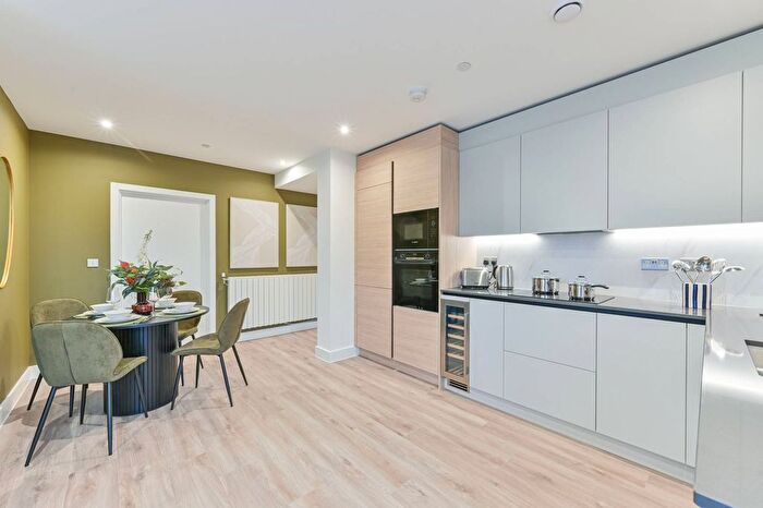 1 Bedroom Flat For Sale In Kidbrooke Village, Kidbrooke, SE3