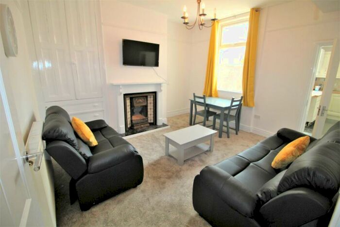 4 Bedroom Terraced House To Rent In Weston Street, Ashton-on-Ribble, Preston, PR2