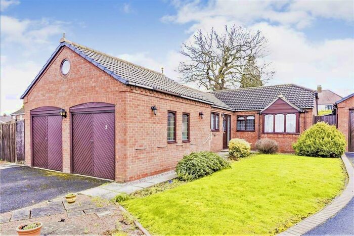 3 Bedroom Bungalow To Rent In Clifford Close, Glascote, Tamworth, B77