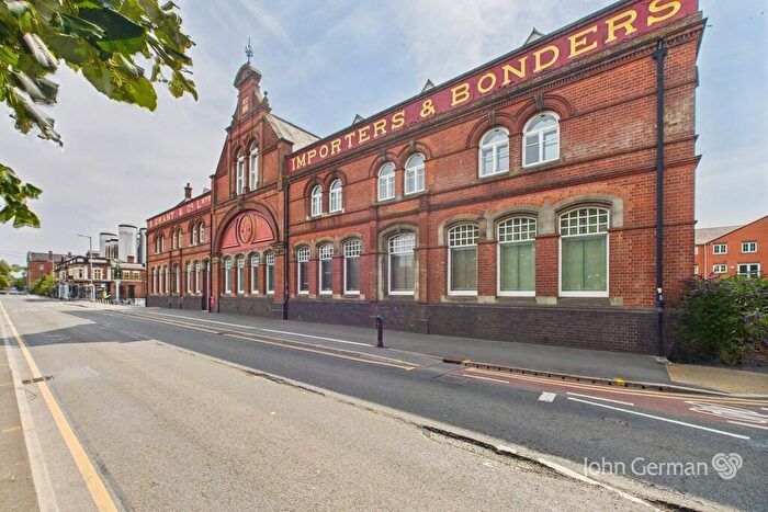 2 Bedroom Apartment For Sale In Grants Yard, Burton-on-Trent, DE14
