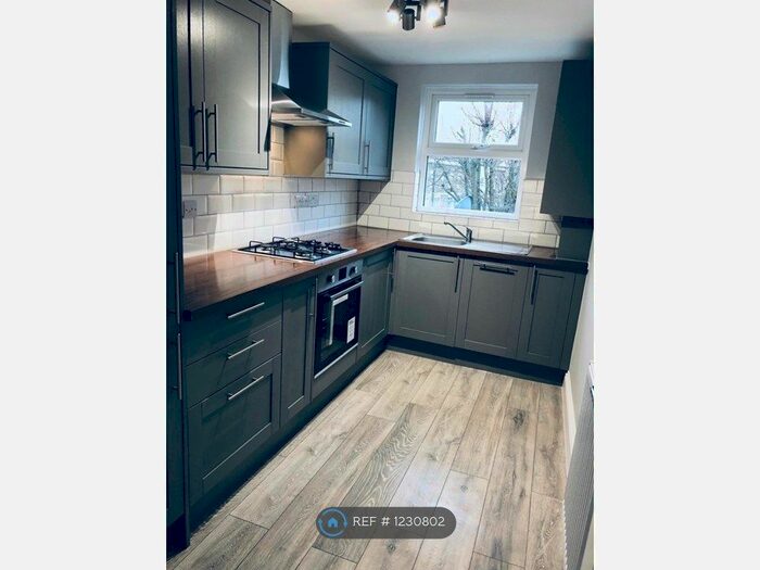 1 Bedroom Flat To Rent In Blackstock Road, Finsbury Park N4