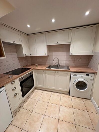 Studio To Rent In Milnthorpe Road, Eastbourne, BN20