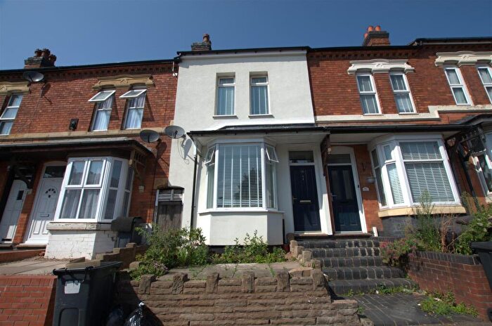 3 Bedroom Terraced House For Sale In Warwick Road, Tyseley, Birmingham, B11