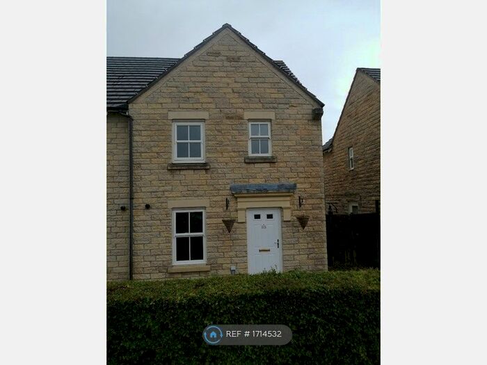 3 Bedroom End Of Terrace House To Rent In Swan Avenue, Bingley, BD16