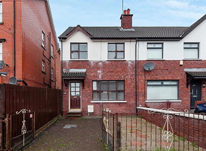 3 Bedroom Semi-Detached House For Sale In Brookhill Avenue, Belfast, BT14