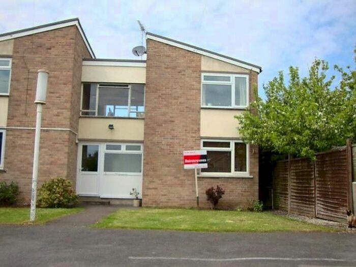 1 Bedroom Flat To Rent In St Martins Court, Weston-Super-Mare BS22