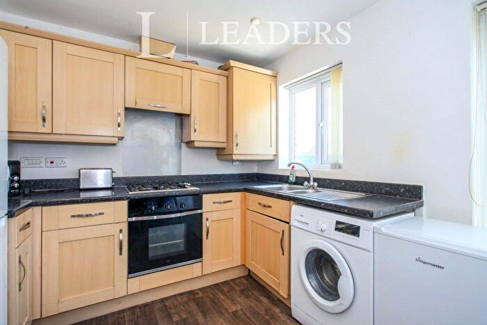 4 Bedroom Town House To Rent In Brentleigh Way, Stoke-on-Trent, Staffordshire, ST1