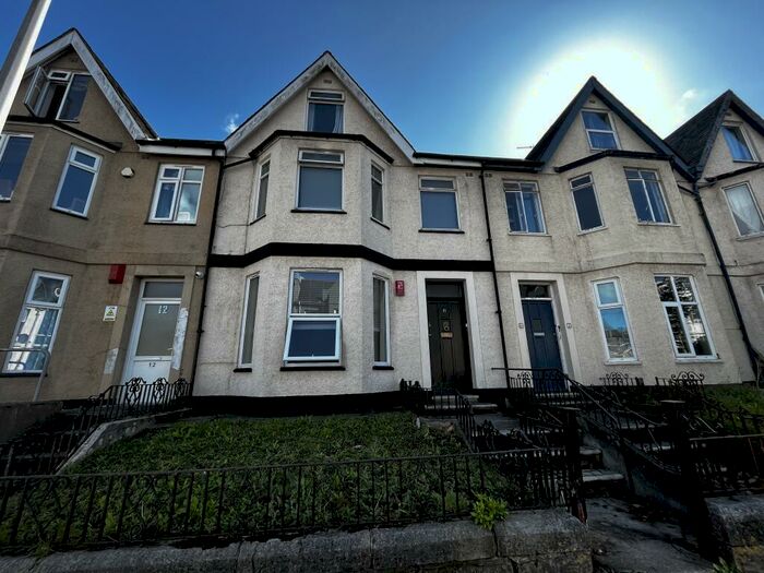 2 Bedroom Flat To Rent In Beaumont Road, Plymouth, PL4