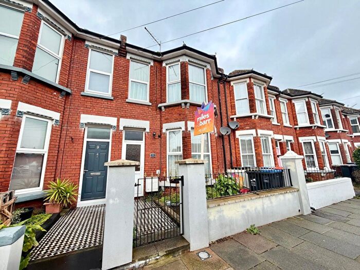 4 Bedroom Terraced House To Rent In Dumpton Park Drive, Ramsgate, Kent, CT11