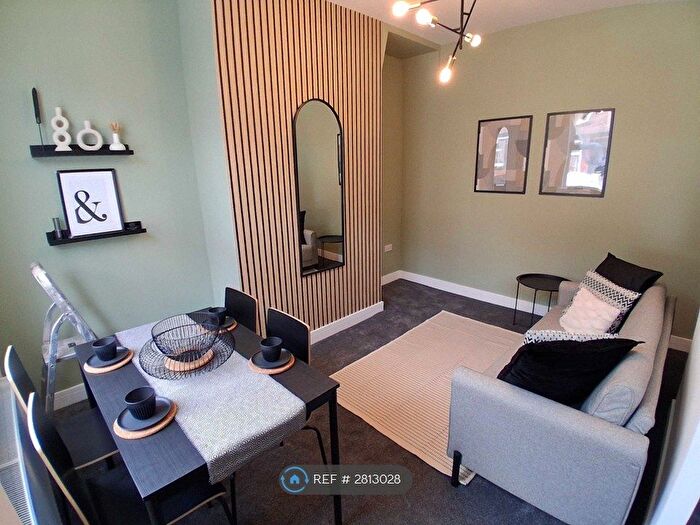 2 Bedroom Terraced House To Rent In Autumn Place, Leeds, LS6