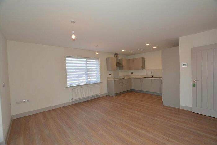 1 Bedroom Flat For Sale In The Poppyfields, Collingham, Newark, NG23