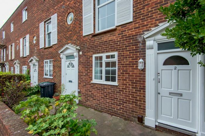 5 Bedroom Terraced House To Rent In Bristol Gardens, Brighton, East Sussex, BN2