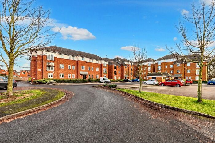 2 Bedroom Flat For Sale In St. Michaels View, Widnes, WA8
