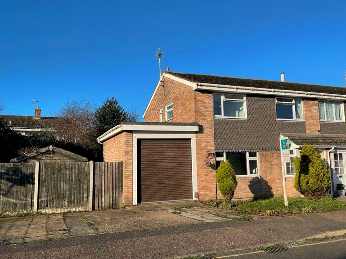 4 Bedroom House To Rent In Town Centre - Riverside, CO1