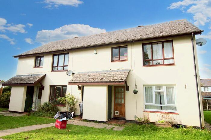 2 Bedroom Maisonette To Rent In Springfield Road, St Albans, AL1