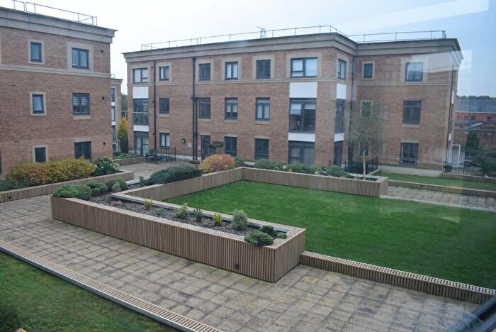 2 Bedroom Apartment To Rent In Mead Lane, Hertford, Hertfordshire, SG13