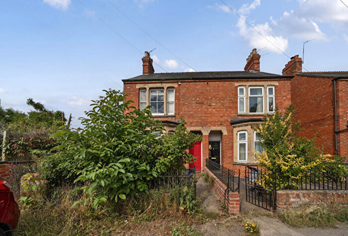 1 Bedroom Apartment For Sale In Longwall, Littlemore, OX4