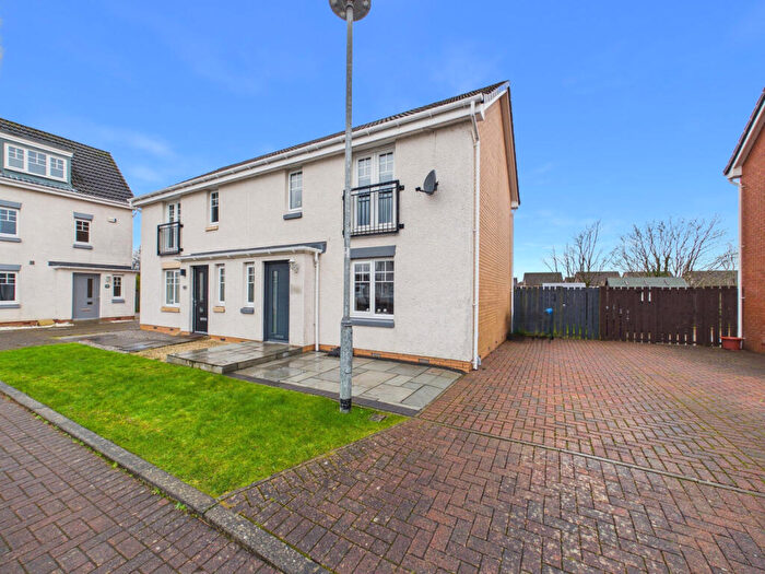 2 Bedroom Semi-Detached House For Sale In Auchenkist Place, Kilwinning, KA13