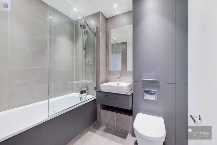 1 Bedroom Flat To Rent In Equipment Works, Vanguard Way, London, Walthamstow, E17