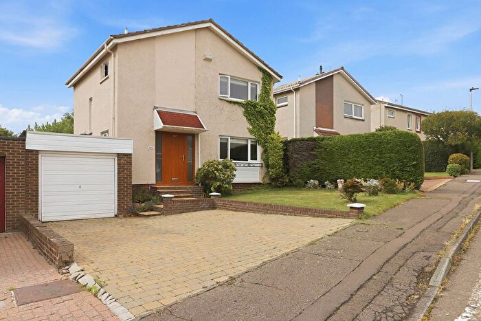 3 Bedroom Detached House For Sale In Howden Hall Drive, Howdenhall, Edinburgh, EH16