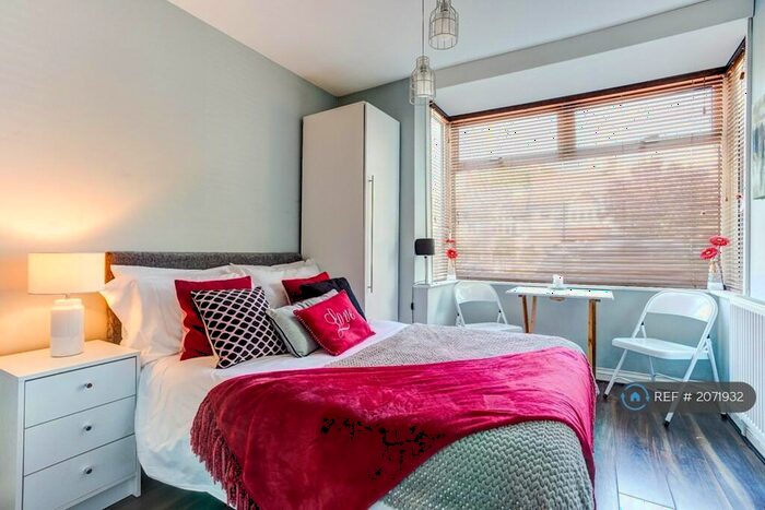 Studio To Rent In Hartington Road, Brighton, BN2