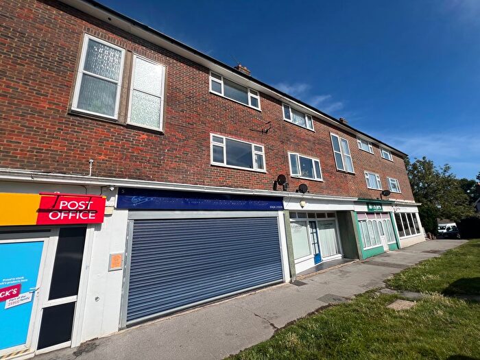 3 Bedroom Flat To Rent In Windmill Drive, Bexhill-On-Sea, TN39