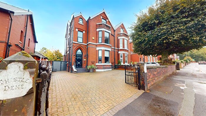 5 Bedroom Semi-Detached House For Sale In Dentons Green Lane, St Helens, WA10